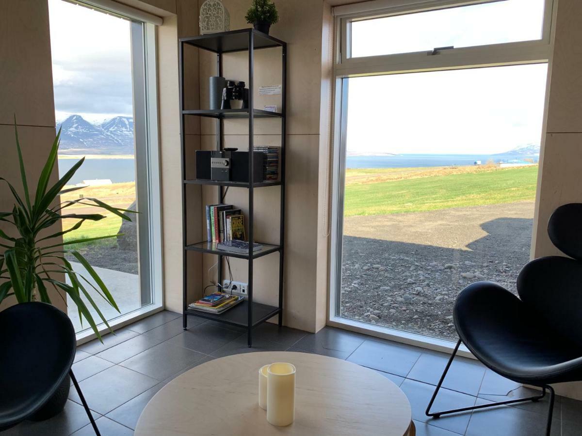 Apartment In The Country, Great View Apt. A 아퀴레이리 외부 사진